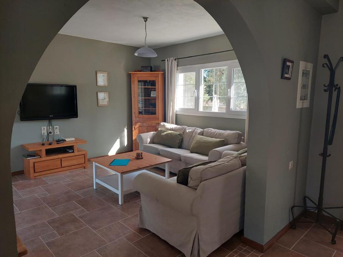 Villa Morris Nydri  Extérieur photo