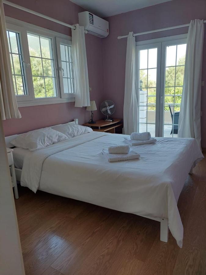 Villa Morris Nydri  Extérieur photo