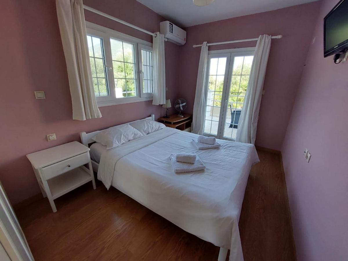 Villa Morris Nydri  Extérieur photo