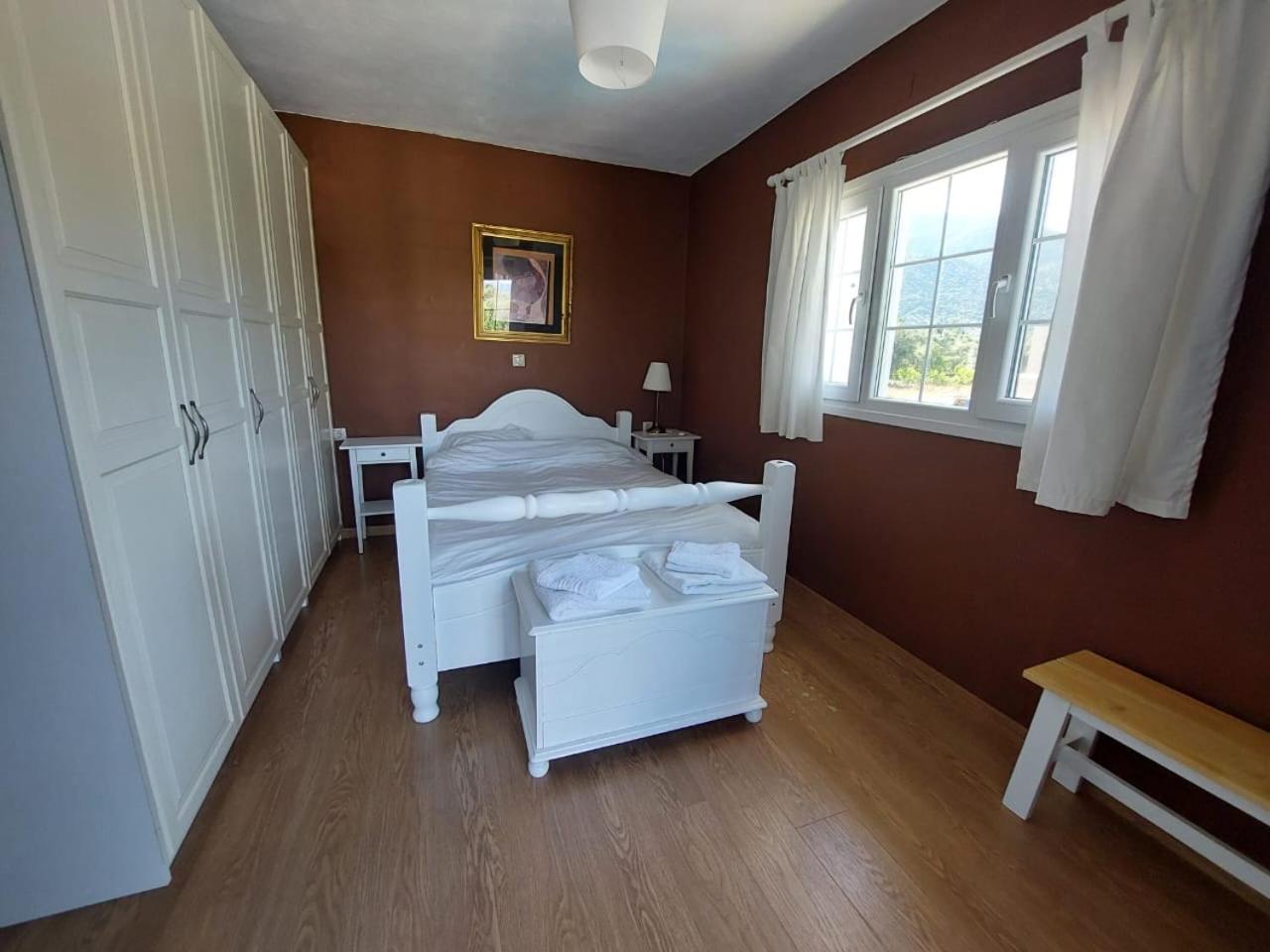 Villa Morris Nydri  Extérieur photo