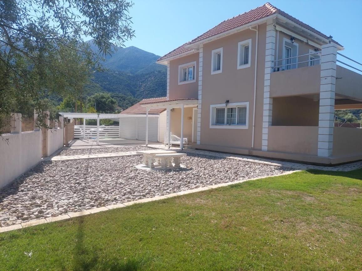Villa Morris Nydri  Extérieur photo